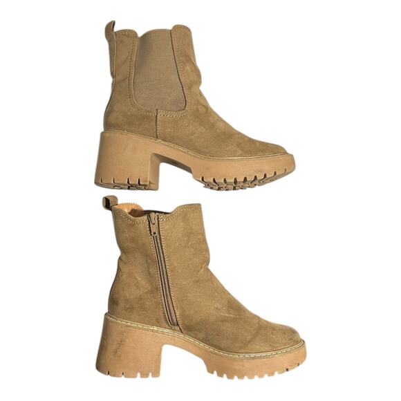 Universal Thread Tan Crispin Chelsea Boots with Memory Foam Insole womens 6.5 - Picture 4 of 8